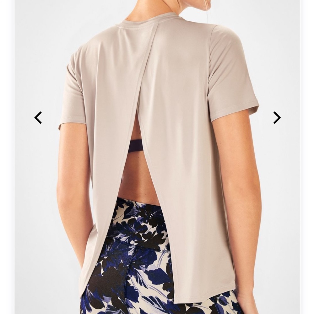 Fabletics Top! - Picture 2 of 6